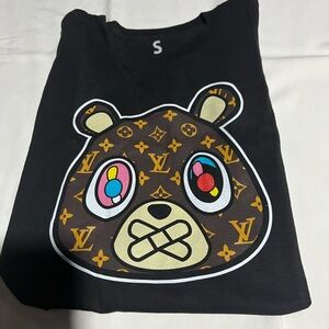 Ownyc brand tee! Beautiful creation! Various sizes available! Inquire!